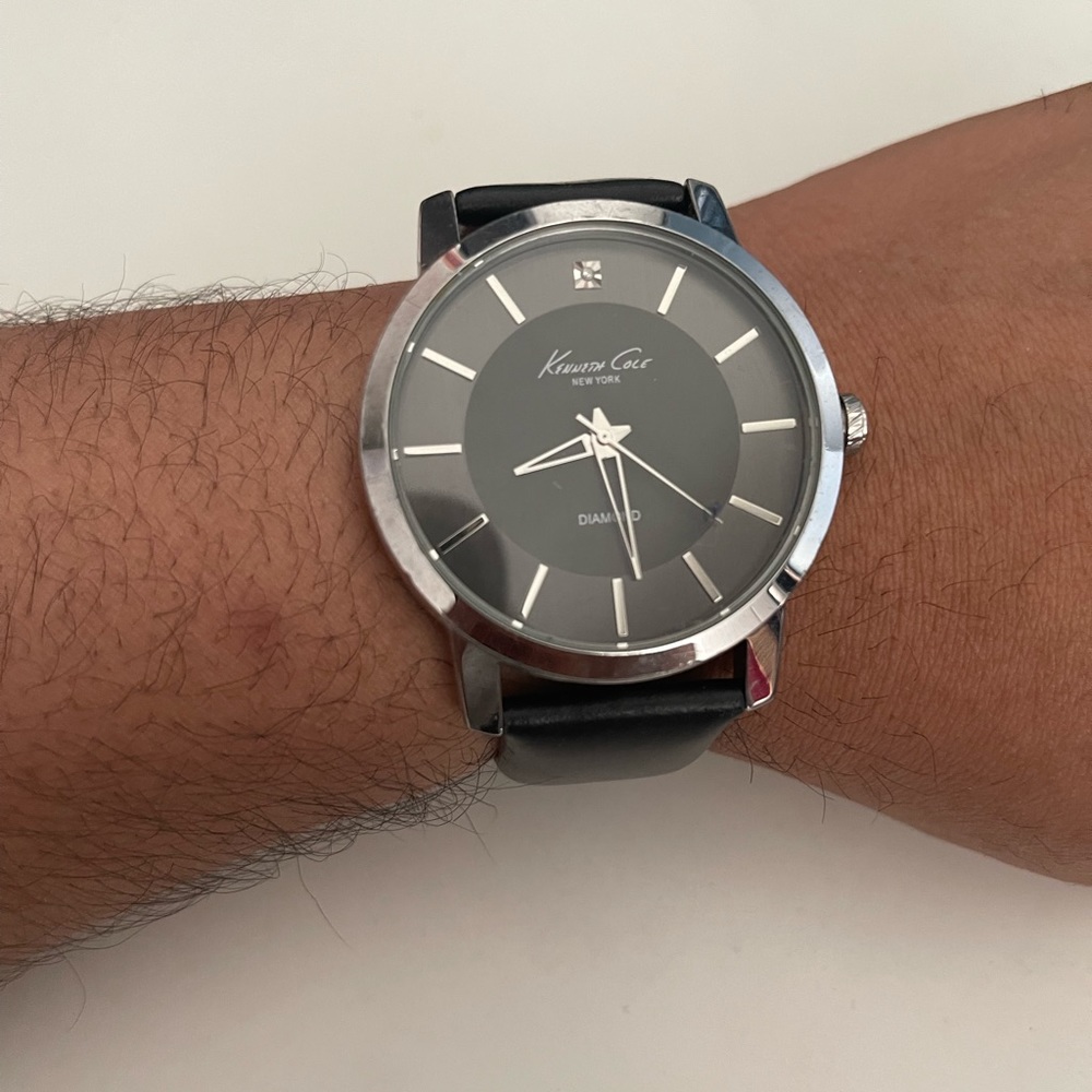Kenneth Cole Watch - Picture 2 of 2